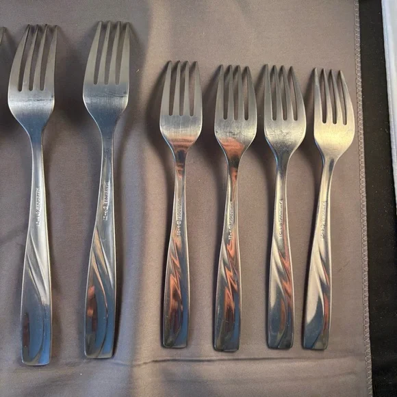 Cambridge Stainless MERCADO SAND Flatware Set Of 19 *Missing 1 Dinner Fork* - Picture 9 of 12